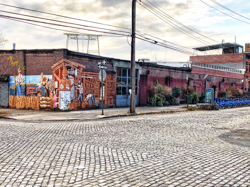 TheLodgeRedHook's tweet photo. Cobblestone streets🤝Red Hook https://t.co/v6XwHOAHuK