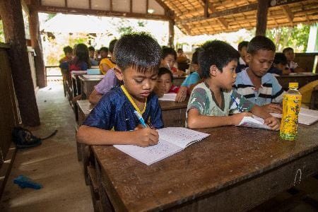 Reducir temáticas como la lengua y matemática en la educación básica no es sinónimo de mejora educativa 
La <a href="/SEP_mx/">SEP México</a> debe estructuras sus planes y mecanismos de enseñanza de manera que beneficien al desarrollo del pensamiento 

#4tDestruyeEducación