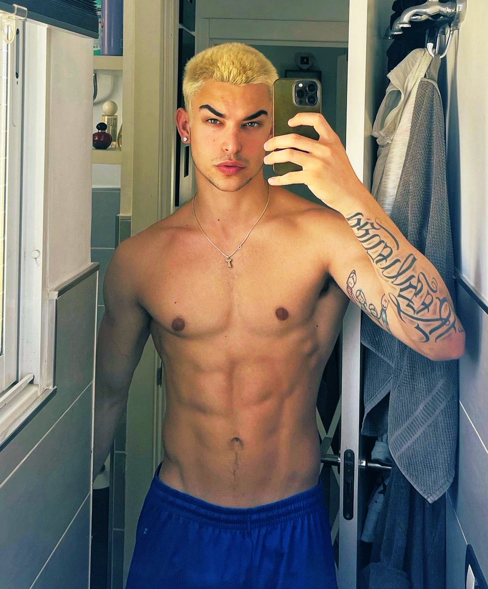 I’m all grown up now, can’t you tell? 🐺