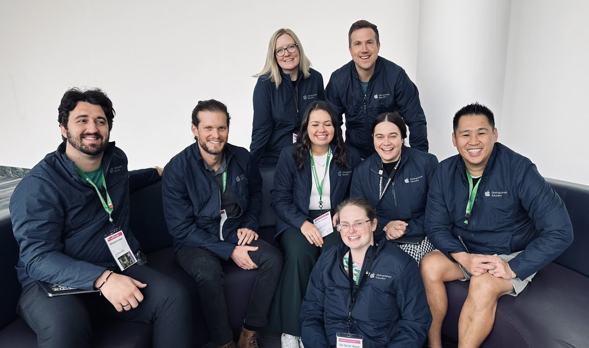 Blessed to work with a wonderful APAC #ADE2023 team made up of passionate educators making a real difference in their schools and for their students. The matching Apple jackets are nice too!