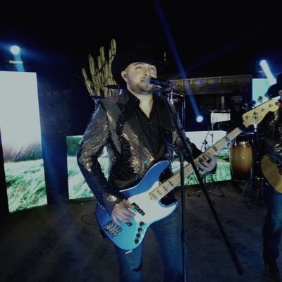 jR890's tweet photo. #NewProfilePic 🤠 https://t.co/2ZCay7A2mh