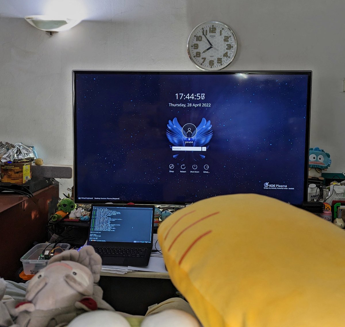 KDE Plasma on #RISCV Star64 SBC <a href="/ThePine64/">PINE64</a> 🎉

Source: github.com/lupyuen/nuttx-…