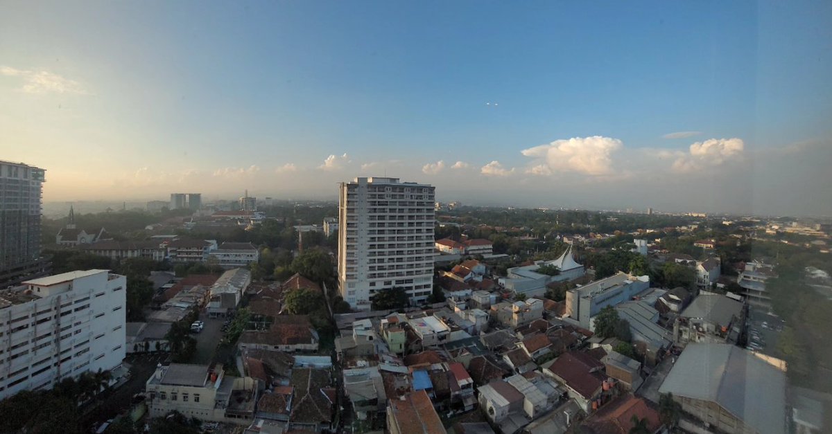 Wjenvironmenta1's tweet photo. Luce Initiative on Asian Studies and the Environment excursion to Indonesia- Week 1 Central and West Java. https://t.co/MN7x61Qg9P