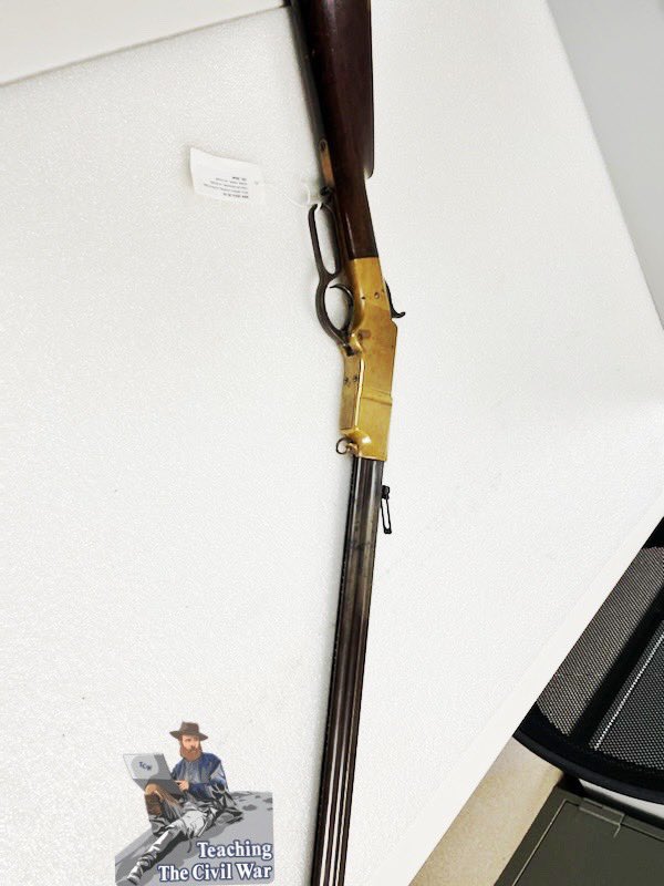 Model 1860, 15 shot Henry rifle in .44 caliber 

#primarysources
#teachcivilwar