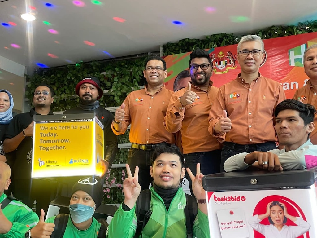 The street will lighted with Rodeo GLOWBOX - marketingmagazine.com.my/the-street-wil…