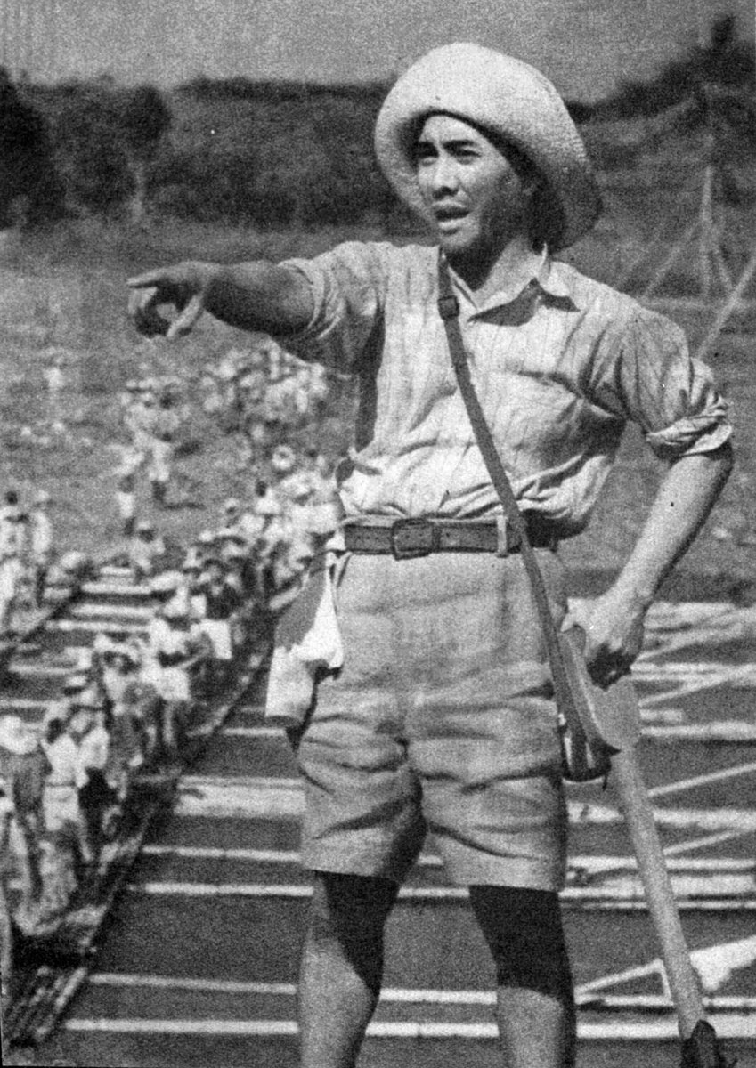 Demi mengingat salah satu persitiwa sejarah, yuk kita usulkan pose patung Bung Karno yang akan dibangun di Bandung diantaranya seperti ini, yang setuju silakan retweet! Cc <a href="/ridwankamil/">Ridwan Kamil</a>