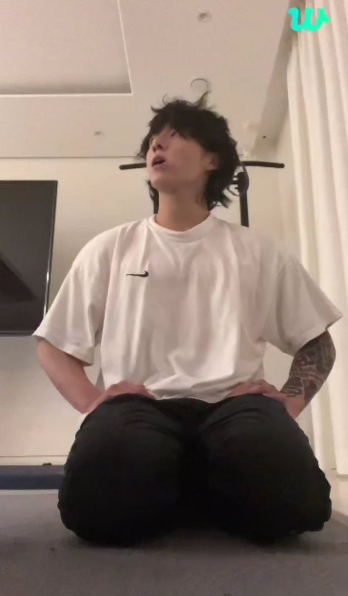 BTSWorld_1307's tweet photo. Lo que nos dejó su live
😱🤩🐰💜

 #JungKook #JungKook_Seven #JungkookBTS 
#bts
#BTSARMY https://t.co/jalP6XGN1c