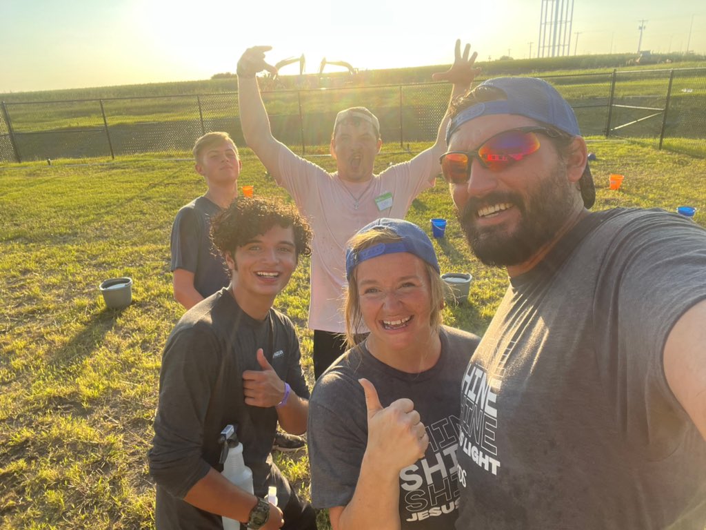 CharlyRowe4's tweet photo. And that’s a wrap on Stellar VBS @fbcelgin!! Loved leading Rec with my #1 @rowe_coach and these goofballs this week!
Getting to use epic games to teach kiddos about shining Jesus Light is our favorite!
#RecTeam #VBS #FBCElgin #ChurchFamily #ShineJesusLight https://t.co/XnLYQl9DyR