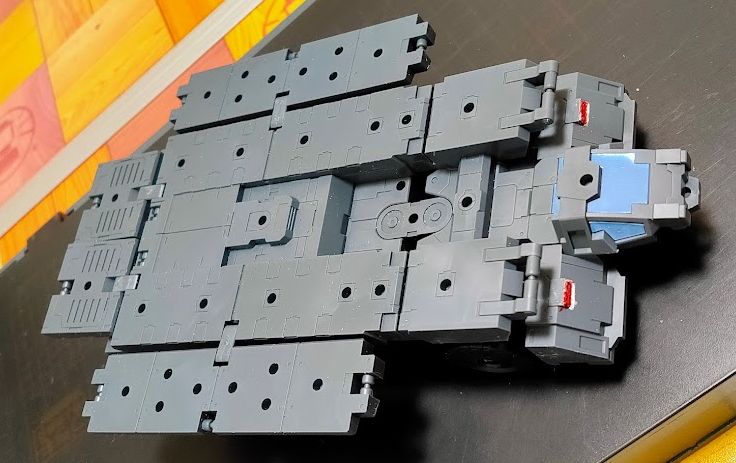 dolphin_turquoi's tweet image. #30MM #TRUSSBASE #トラスベース 1/144サイズのMSと合わせられます。#HG #エコーズ仕様 #ジェガン #コンロイ専用機 #プレバン限定 ↑の部分のアームが動きます。キャリアーの上にも設置できます☆