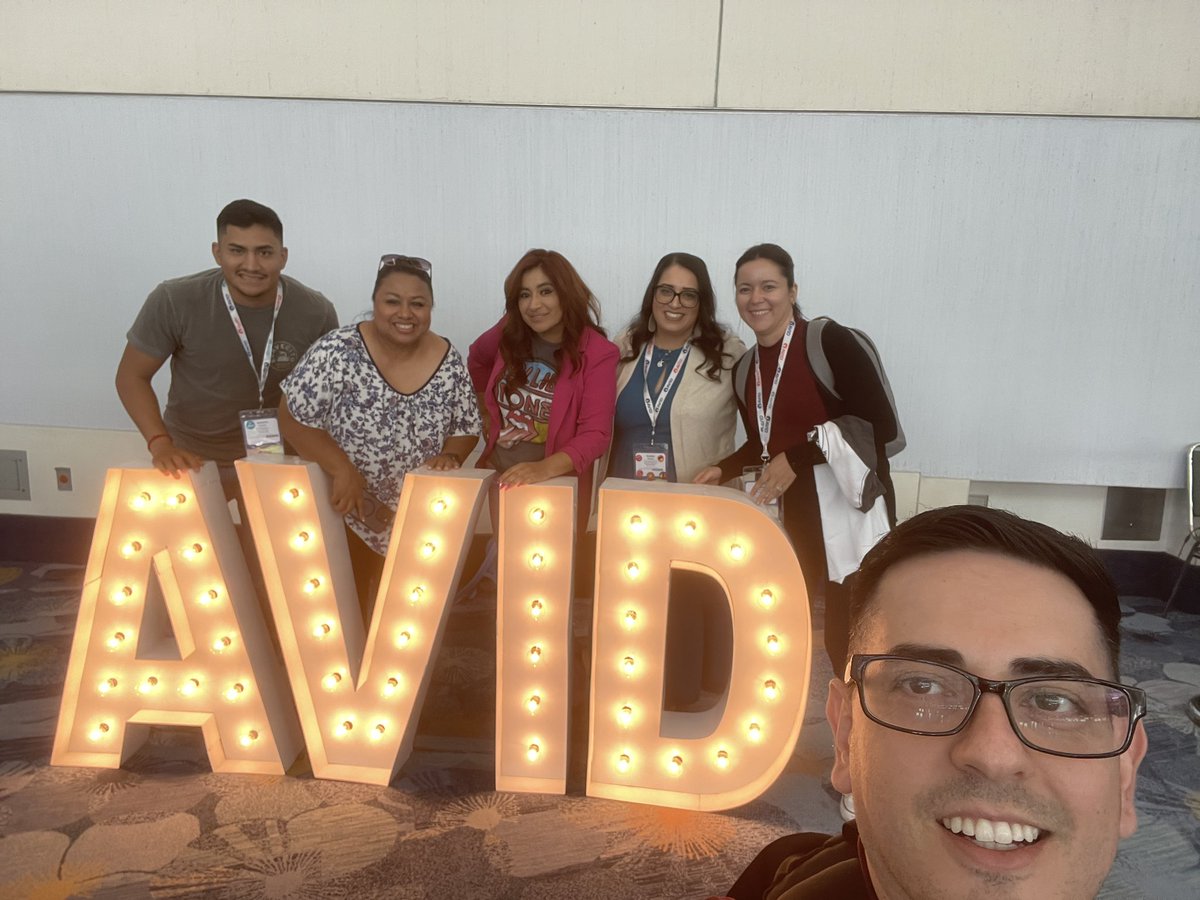 Angelica tweet media