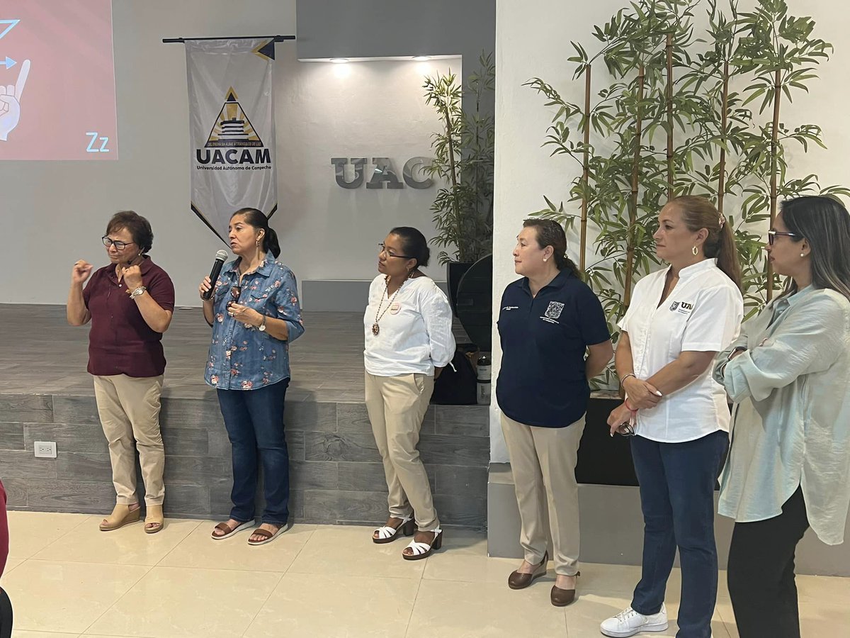 UII_UACAM's tweet photo. En conjunto con la Coordinación General Académica y la Dirección General de Servicios Administrativos, esta semana dio inicio el curso de "Introducción a la Lengua de Señas Mexicana: Nivel básico", a cargo de la Mtra. María Concepción Cuevas Sánchez, de la SEIN.

#Inclusión https://t.co/8PgzdQK1Xx
