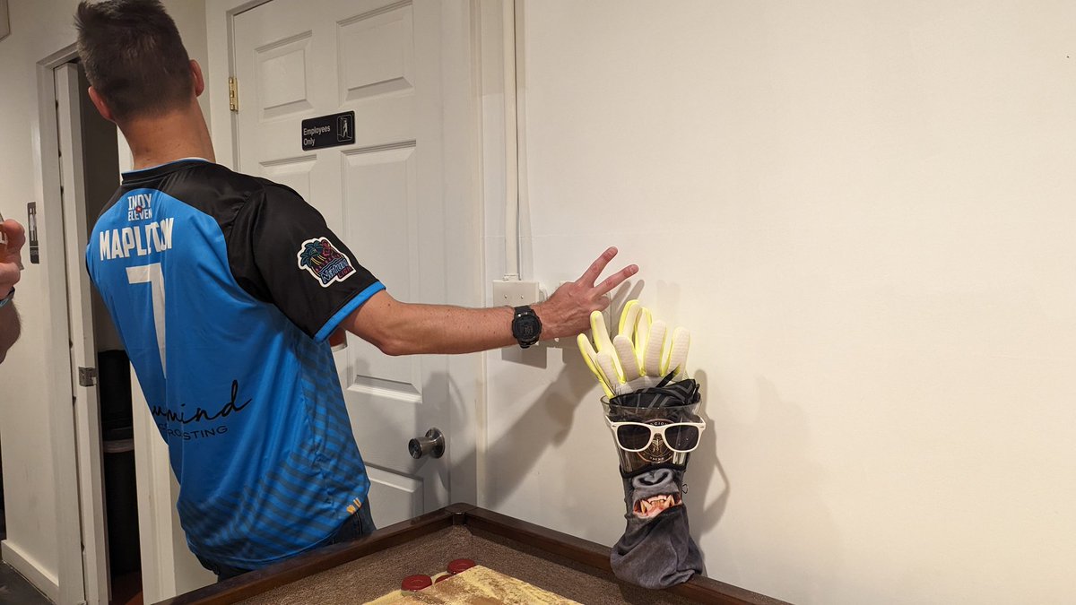 I spy with my little eye...<a href="/Mapleton_FC/">Mapleton FC</a> <a href="/IndyCityFutbol/">Indy City Futbol</a> <a href="/futbolcommish/">The Commish</a>