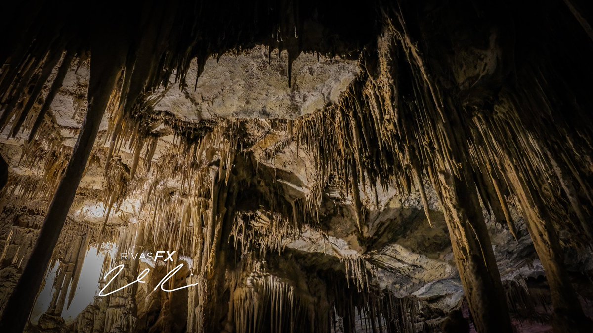 So many of these photos turned out so good, I’m going to have to turn this into multiple posts! 😱
Time for some cave pictures on this Thursday! #photography #cave #cavephotography #outdoors #outdoorphotography #lowlights #greatbasin #fujifilm #adobe #lightroom