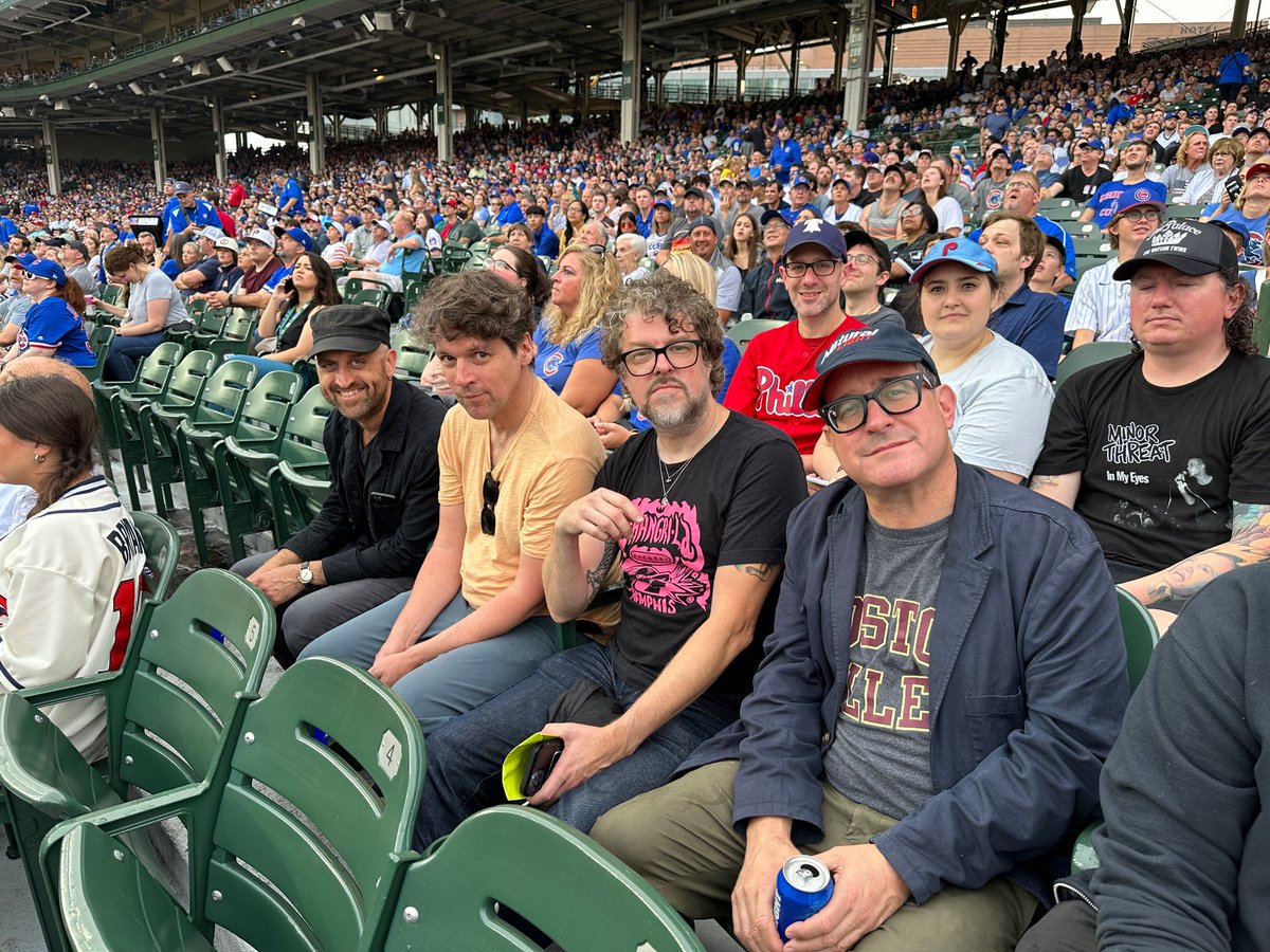 theholdsteady's tweet photo. Hey from Wrigley Field! See you tomorrow, Chicago! https://t.co/bnAbxUT8iO