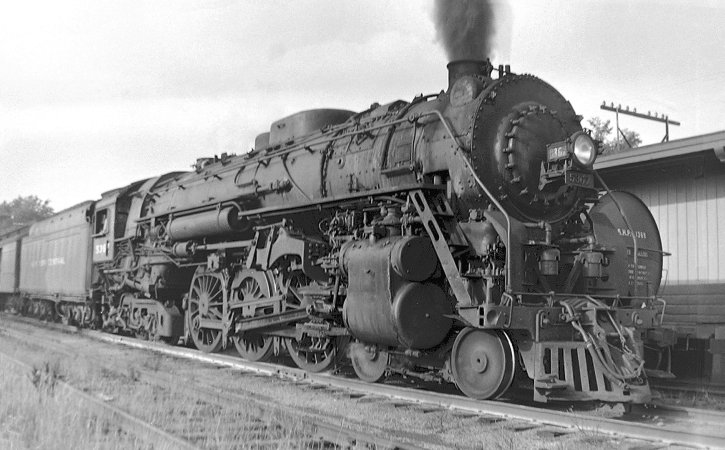 Credit: Richard Leonard
#1950s #vintage #blackandwhitephotography #Michigan #Steam #TRAIN #trains https://t.co/COLVfYJbxS