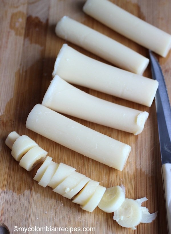 Tere648's tweet photo. Una señora en el súper
- Qué rica ensalada con dedos de queso...
Los dedos de queso: https://t.co/vVZe6124pX