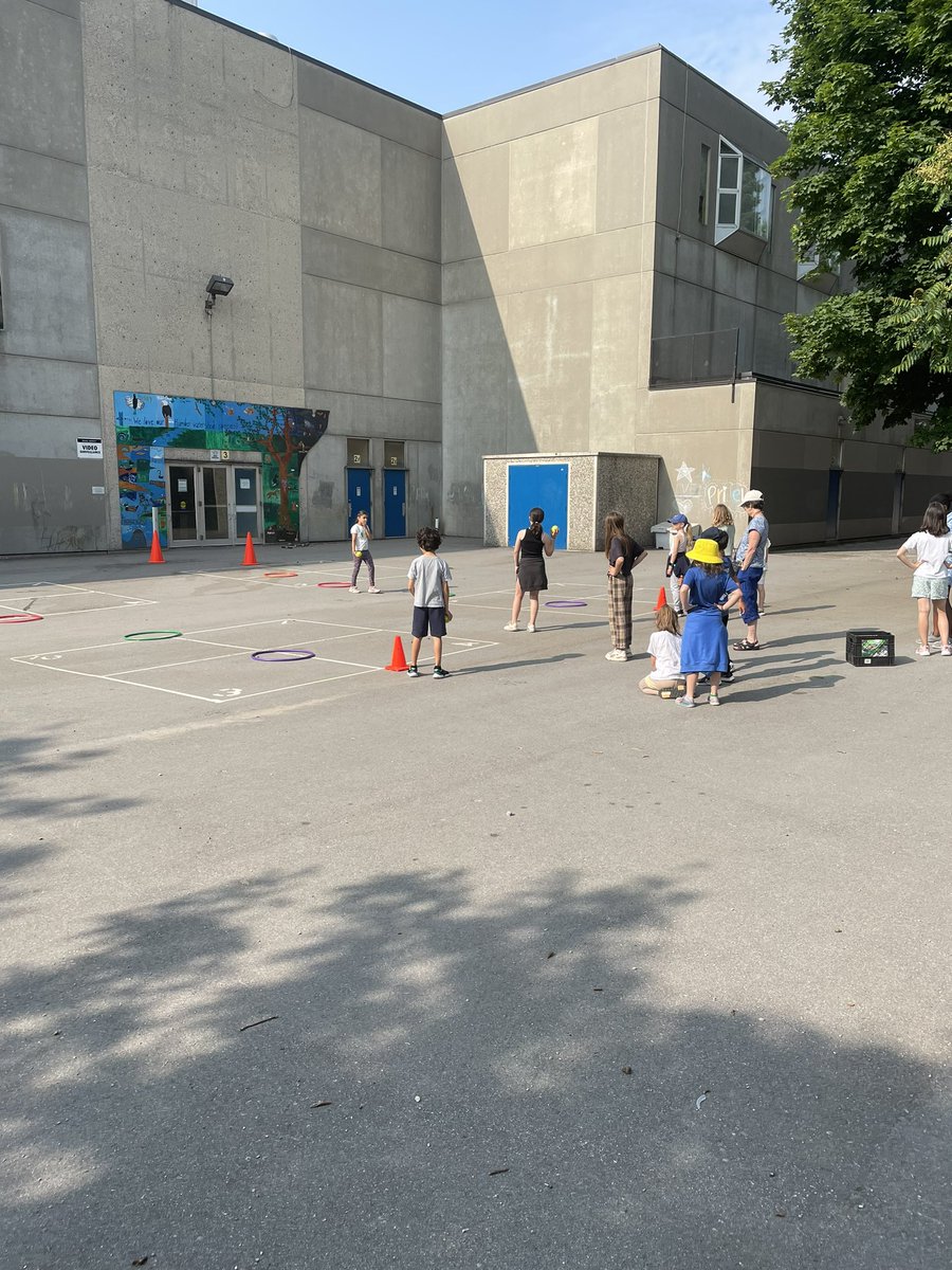 Track and Field Play DAY at Howard! 🏃‍♀️☀️ #trackandfield #runplayjump @TDSB_HowardPS @tdsb