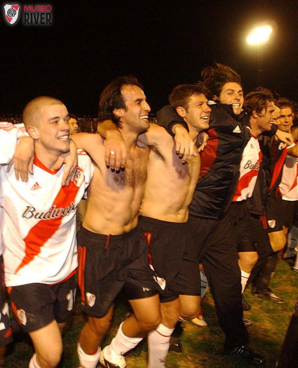 MuseoRiver's tweet photo. 🔙 #UnDíaComoHoy, hace 20 años, @RiverPlate vencía 2-0 a Olimpo en Bahía Blanca y se consagraba campeón del Torneo Clausura 2️⃣0️⃣0️⃣3️⃣ 🏆 https://t.co/RUOWxWAHRW