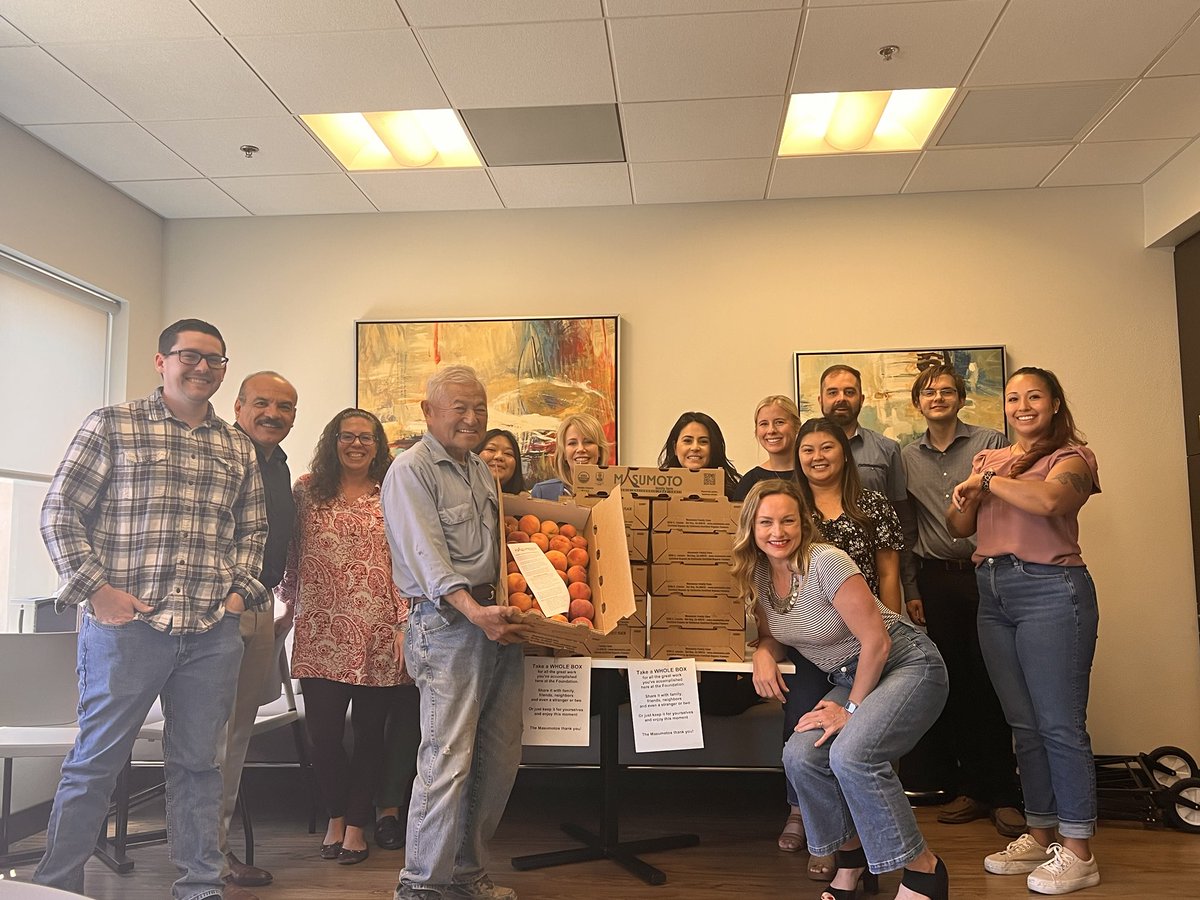 Ashley Swearengin (@ashleycvcf) on Twitter photo Nothing quite like being treated w/a fresh-from-the-farm box of peaches from <a href="/MasMasumoto/">Mas Masumoto</a>! Nothing quite like being treated w/a fresh-from-the-farm box of peaches from <a href="/MasMasumoto/">Mas Masumoto</a>!