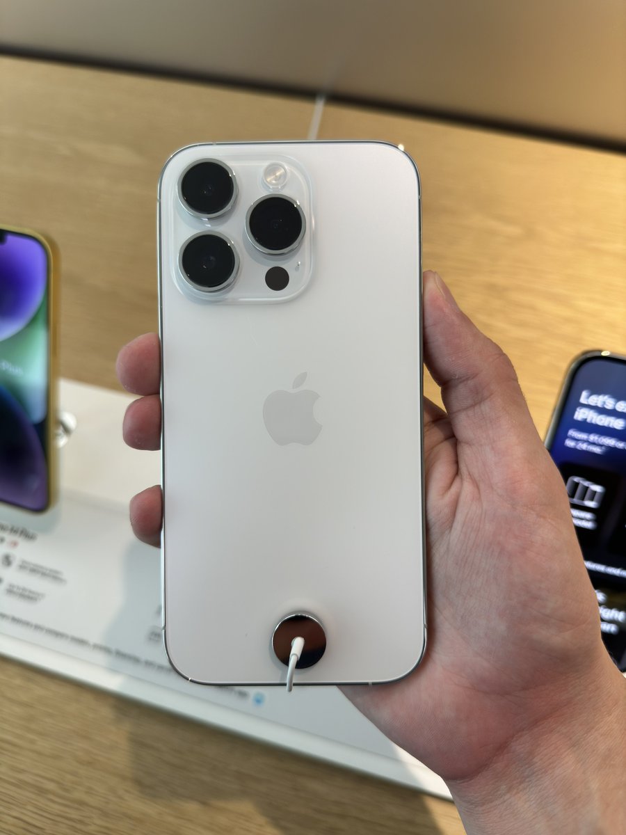 Is Silver the best iPhone 14 Pro color?