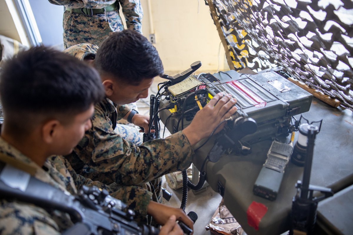 MCB_Hawaii's tweet photo. 📍Marine Corps Training Area Bellows (June 22, 2023)

Our Marines with Marine Wing Support Squadron 174, Marine Aircraft Group 24, @1stMAW_Marines conducted a Command Post Exercise (CPX) last week at Marine Corps Training Area Bellows.

#MCBH #MCTAB #MWSS174 #ProduceReadiness https://t.co/9lMM19HPDI