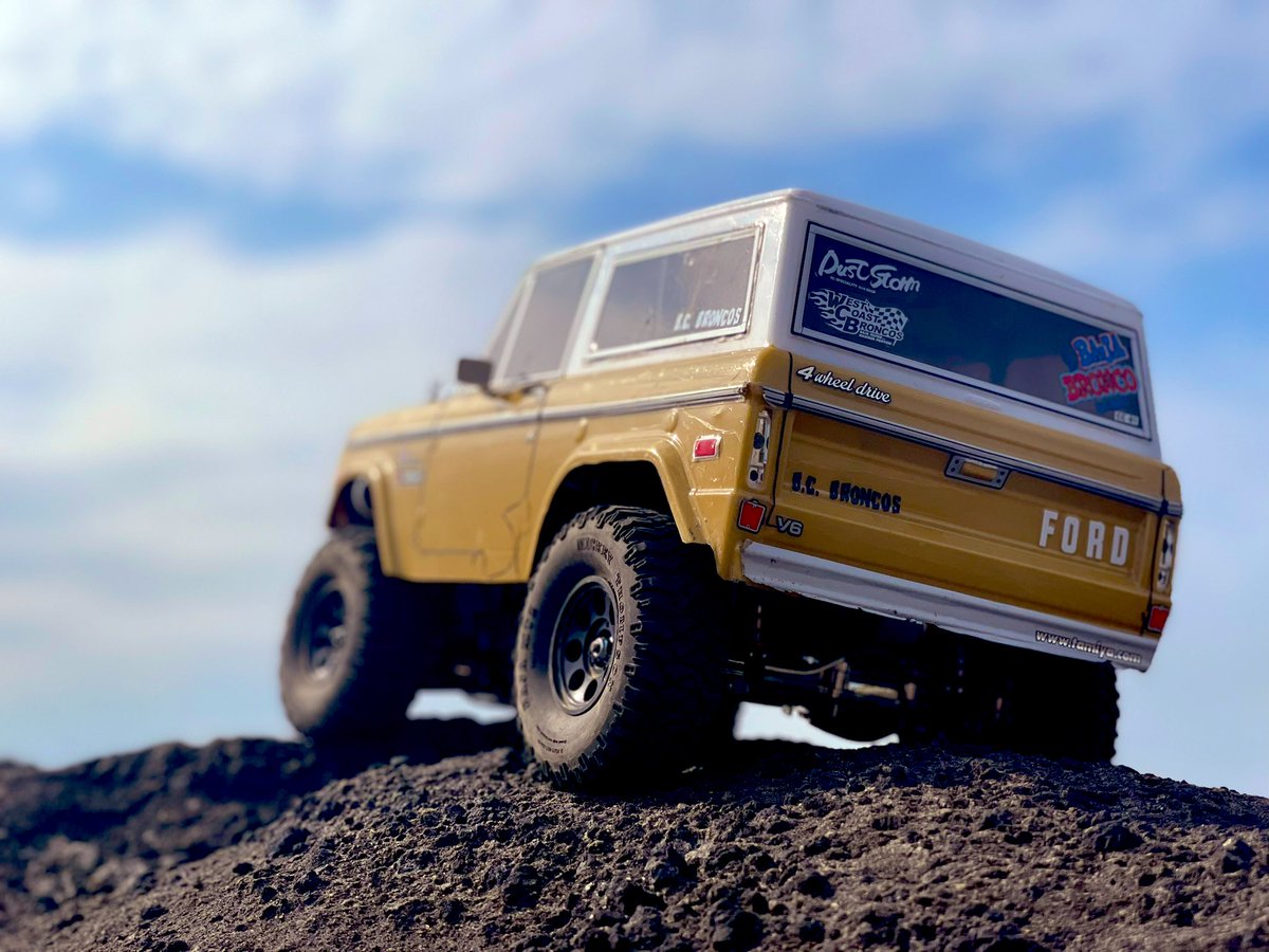 daiki151a's tweet image. #RCカーを眺めているだけでもニヤニヤ
#cc01 
#城ヶ島 
#そろそろロッククローラーしたいです