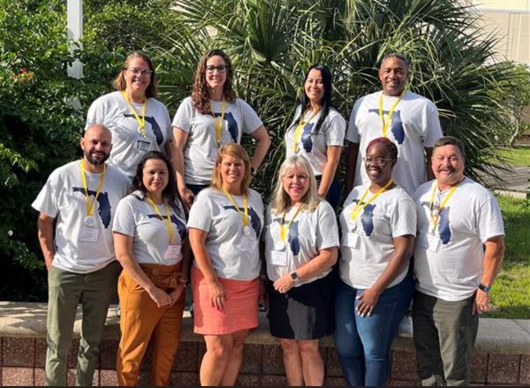 segarrac's tweet photo. ✨️What a great week of learning with such a great group of passionate educators. I am so grateful to be part of this awesome team of facilitators! Palm Beach ✔️...next stop Sarasota 😬 @EducationFL #FLBestJourney #mathisfun #FLBest https://t.co/A2fx3BVxOQ