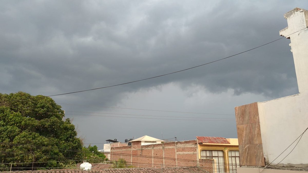 RadioCosta_'s tweet image. #AlMomento #UNIRnoticias #ElClima | Informa @IAM_UdeG  que hasta las 18:00 horas de este jueves, se registraron 18.6 mm de #Lluvia🌧 en la #EstaciónMeteorológica del @conagua_clima en #ElCorcovado y 2.2 mm de precipitación en la #Estación #Automática del @CUCSur