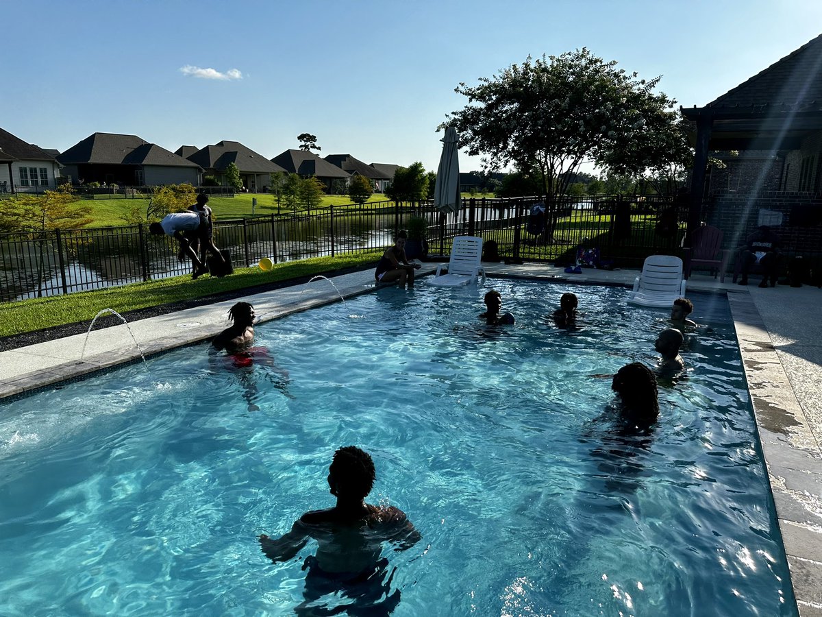CoachGGoff's tweet photo. The Receivers @WRTreezy wrap up the June pool parties.  I appreciate the attitude and hard work that this team is putting in so far.  Everyday there has been improvement!! #TAD #MissionDriven #PokeNation https://t.co/U7uZa8OeHa