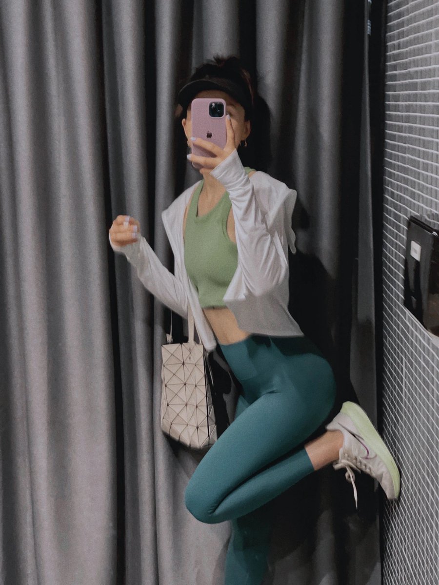 莆田鞋货源，主打各种联名限量球鞋，      
纯原高版本，全球邮寄,         
 微信客服：ctct037                

#鞋子 #耐克 #阿迪 #影子灰 #低帮 #Nike #SB #Dunklow #Shadow #NikeSB #SBDunk #AirJordan #AJ1 #NFT #复刻鞋 #AJ2023 #airforce1 #dunk #莆田鞋 #高仿鞋