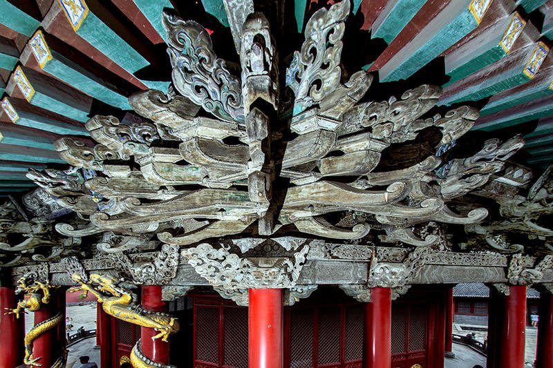 Descubre_China's tweet photo. 📍China 🇨🇳
Dougong se usó en muchos edificios a partir del período de primavera y otoño (770-476 a. C.) para crear edificios desde templos hasta palacios en China.
#China #Asia #Dougong #Historia #Cultura #Templos https://t.co/NzizRwDO5U