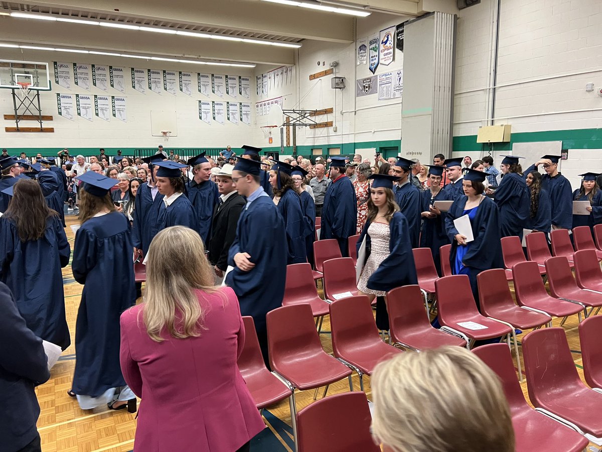 ClearviewMayor's tweet image. Exciting to be on stage for the @StaynerC #ClassOf2023 #Commencement  Congrats to the Grads! @brandy_rafeek &amp;amp; I were very pleased with the students entering the trades after school.  Well done!  @Clearview_twp #EducationMatters #LocalMatters 👨‍🎓