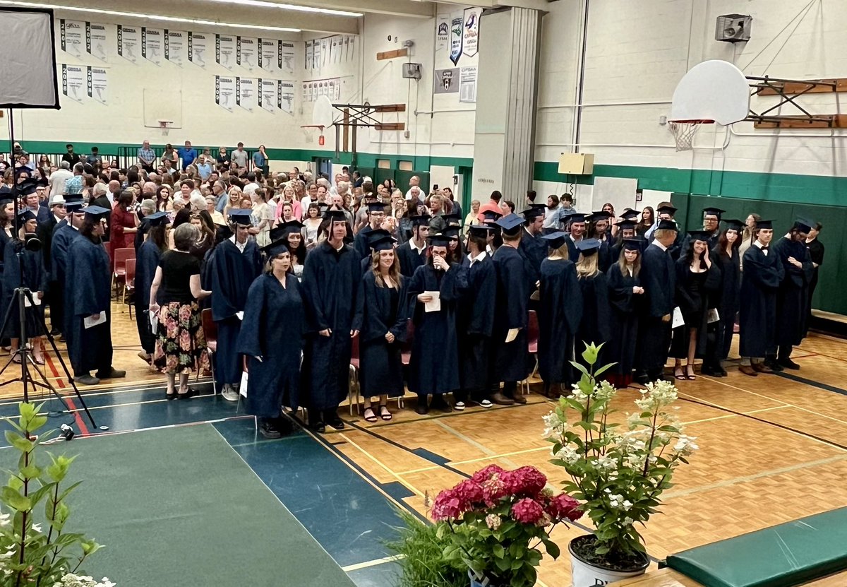 ClearviewMayor's tweet image. Exciting to be on stage for the @StaynerC #ClassOf2023 #Commencement  Congrats to the Grads! @brandy_rafeek &amp;amp; I were very pleased with the students entering the trades after school.  Well done!  @Clearview_twp #EducationMatters #LocalMatters 👨‍🎓