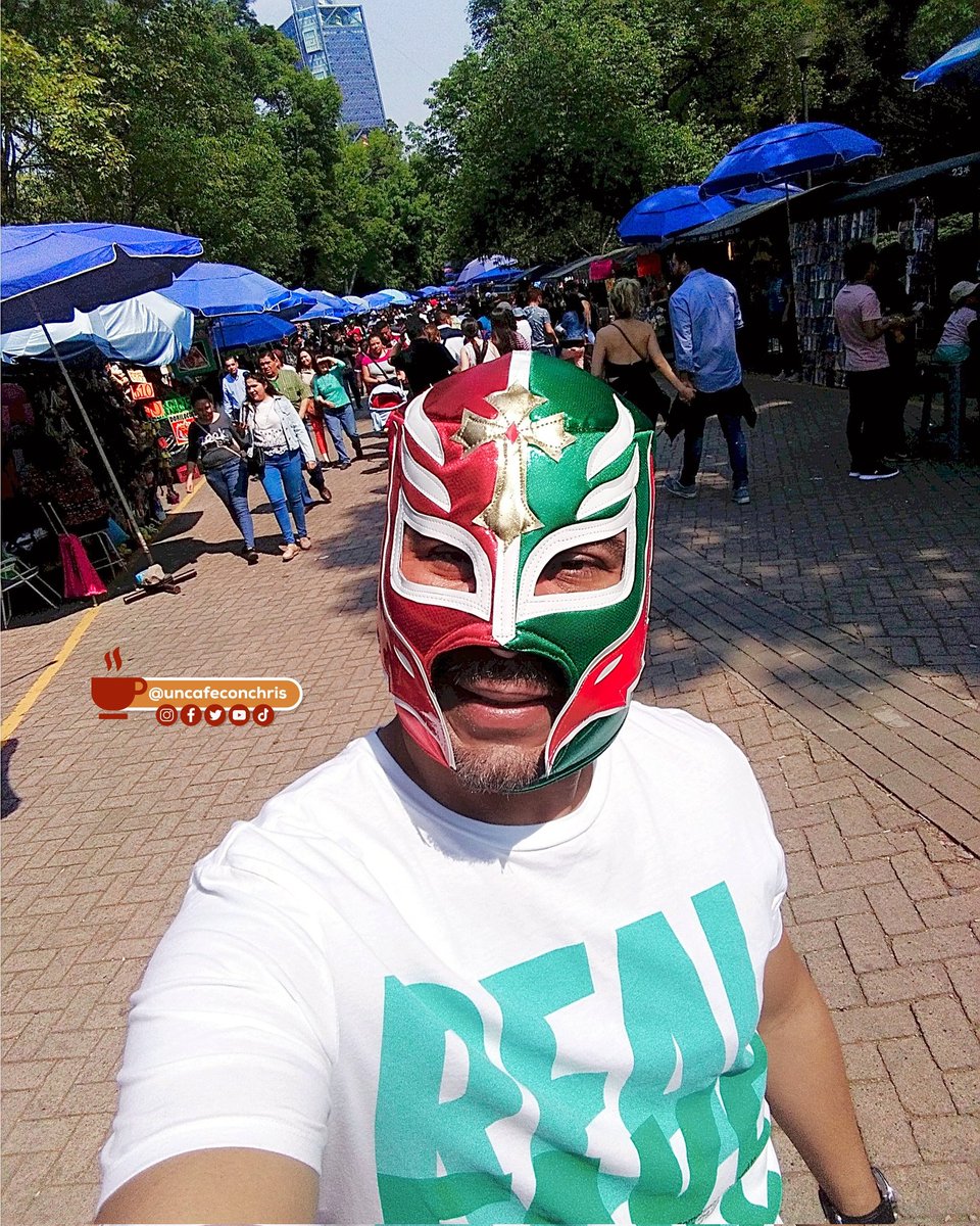 Recuerdo de Ciudad de México 2019.

#uncafeconchris #juevesdetbt🔙 #juevesdelrecuerdo #juevesdeantaño #juevesdetbt #juevesretro #tbt