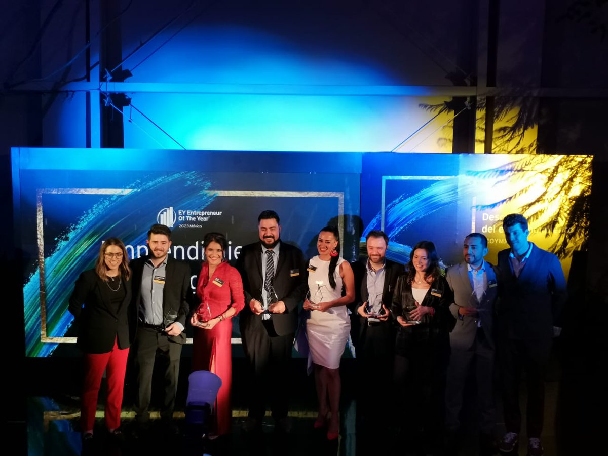 <a href="/edr1266/">Emilio Diaz</a> <a href="/LupitaCastC/">Guadalupe Castañeda</a> <a href="/xla_kz/">Xavier López Ancona</a> <a href="/robertoah/">Roberto Aguilar</a> <a href="/mofloresb/">Mónica Flores</a> <a href="/claujanez/">Claudia Janez</a> <a href="/JuanaSohin/">Juana Ramírez</a> <a href="/AleRiSp/">Alejandra Rios</a> <a href="/ambrosia/">@ambrosia</a> Artistas del emprendimiento... ellos son los finalistas de la categoría Emprendimiento emergente #EOYMX23:

Jesús Núñez, <a href="/Frankalvarezb/">Frank Alvarez</a>, <a href="/anabelltrejo/">Anabell Trejo B.</a>, Nancy Martínez, <a href="/rene_padilla/">René Padilla</a>, <a href="/Katriaov/">Katria Oviedo</a>, María Jiménez de Landa y <a href="/SoyJuanLlabres/">Juan Ignacio Llabrés</a>