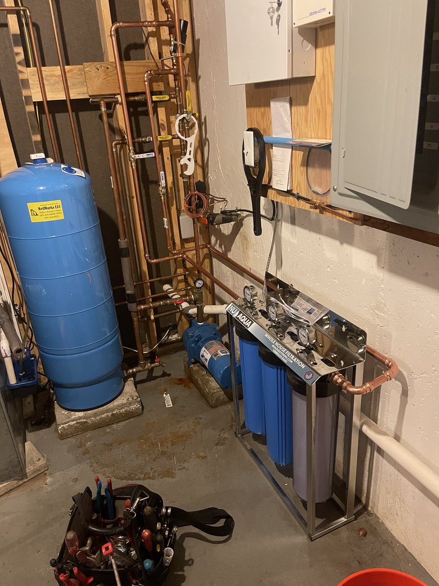 Dopewithdrawals's tweet photo. Picos Plumbing and Heating is looking to service all of RI 

From bathroom and kitchen remodels , hydronic gas and oil burner services / upgrades  , gas , fixture swap outs , pressure boosters , filters , etc !!! https://t.co/KuJeNk7iWX
