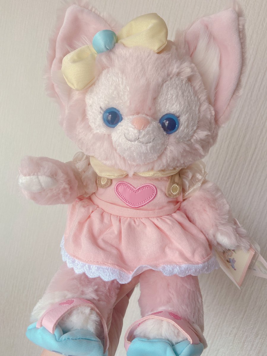 Duffylove0905's tweet photo. 夏日ベルちゃん届いたー💕🦊
可愛すぎてあと3体増える予定🦊🦊🦊

いつも思うけどSSサイズって抱っこするにもカバンに入れて持ち歩くにもちょうどいいサイズよね😌
8月のインパはこの子連れて行こうかな〜🤔
#リーナベル
#上海ディズニー https://t.co/bfknWYHcJI