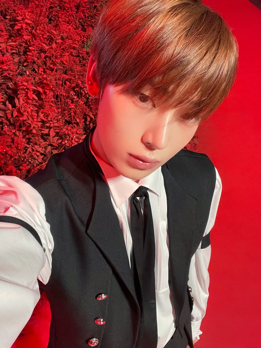 renjuuna's tweet photo. Ding dong! Message from Sunoo. We have been preparing our latest album for 10 months with great hard work. And we have successfully promoted and completed the promotions for our new album without any obstacles. And we will prepare our next album even better, so stay tuned! https://t.co/6mrjc9EafS