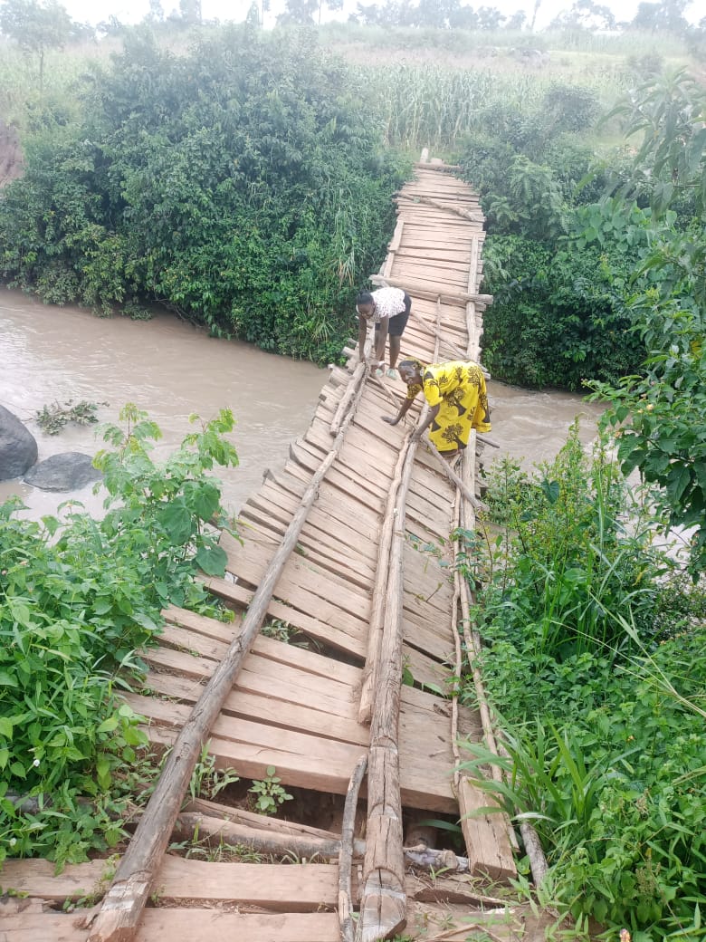 As we prepare for to pay higher taxes we also ask our leaders to build our transport Networks. This is a bridge in Kakamega county that has potential leaders in the ruling party KK. Malava constituency/West Kabras Ward. #Thinkaboutyourpeople.