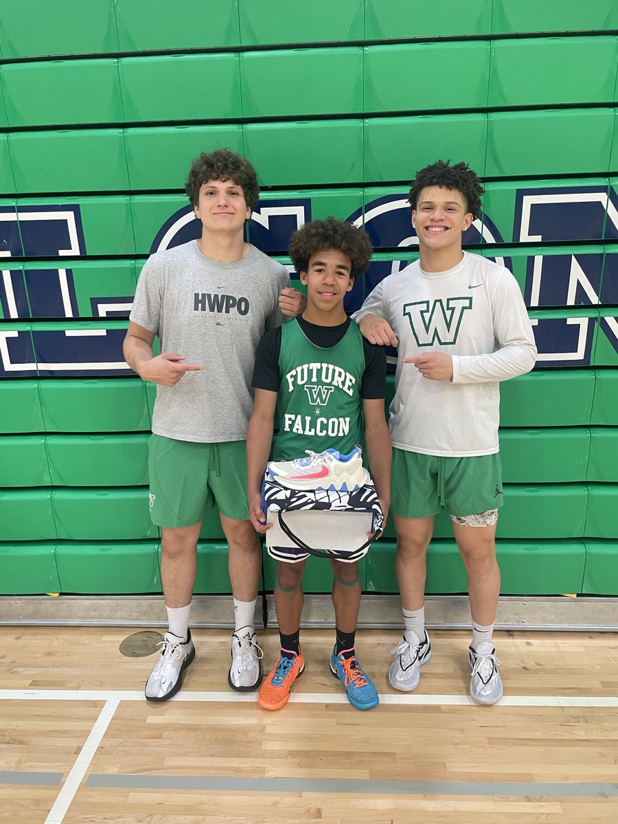 w_falconhoops's tweet photo. Falcon Camp Day 3
🔥🔥🔥Let’s Goooooo‼️#OneFalconOneFamily
#GTBA 🗣JoyJoyJoy https://t.co/mzujdPq03S