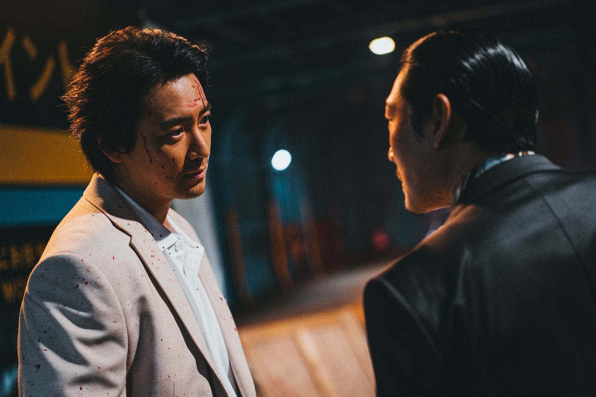 GSC_Movies's tweet photo. Get ready untuk pertarungan yang epik dengan penjahat! Jangan terlepas tengok #TheRoundupNoWayOut, kini di pawagam!
#GSCMovies #NoWayOut #DonLee #범죄도시3 #filemjenayah #filemaksi #actionmovies #crime https://t.co/mkdkhx7guq