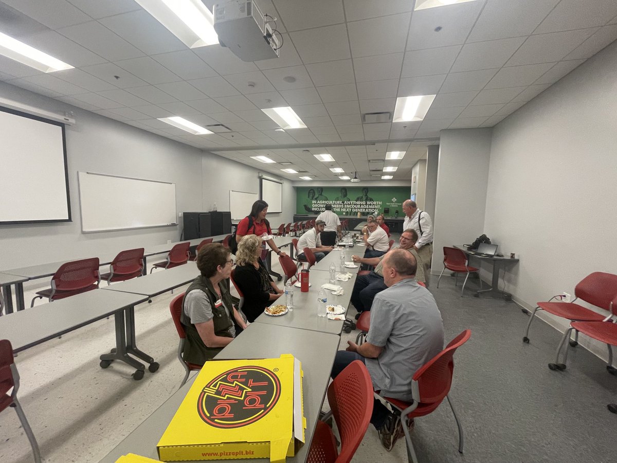 PaulKassel's tweet photo. No expense spared- Pizza Pit to celebrate #AgTours test run day ⁦@agagents⁩ https://t.co/lFVrXE9GkE