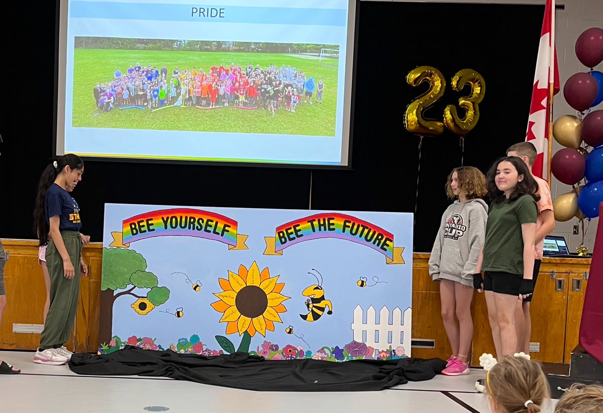 Today at our assembly our JEDI team unveiled their mural project! Students came up with design and painted! Thx to Ms D and Ms Eves for supporting the student leaders, to Mr Duce for donating the plywood and <a href="/RaeMcD76/">RMcD</a> for funding the paint! <a href="/LimestoneDSB/">Limestone District School Board</a> #community #leadership