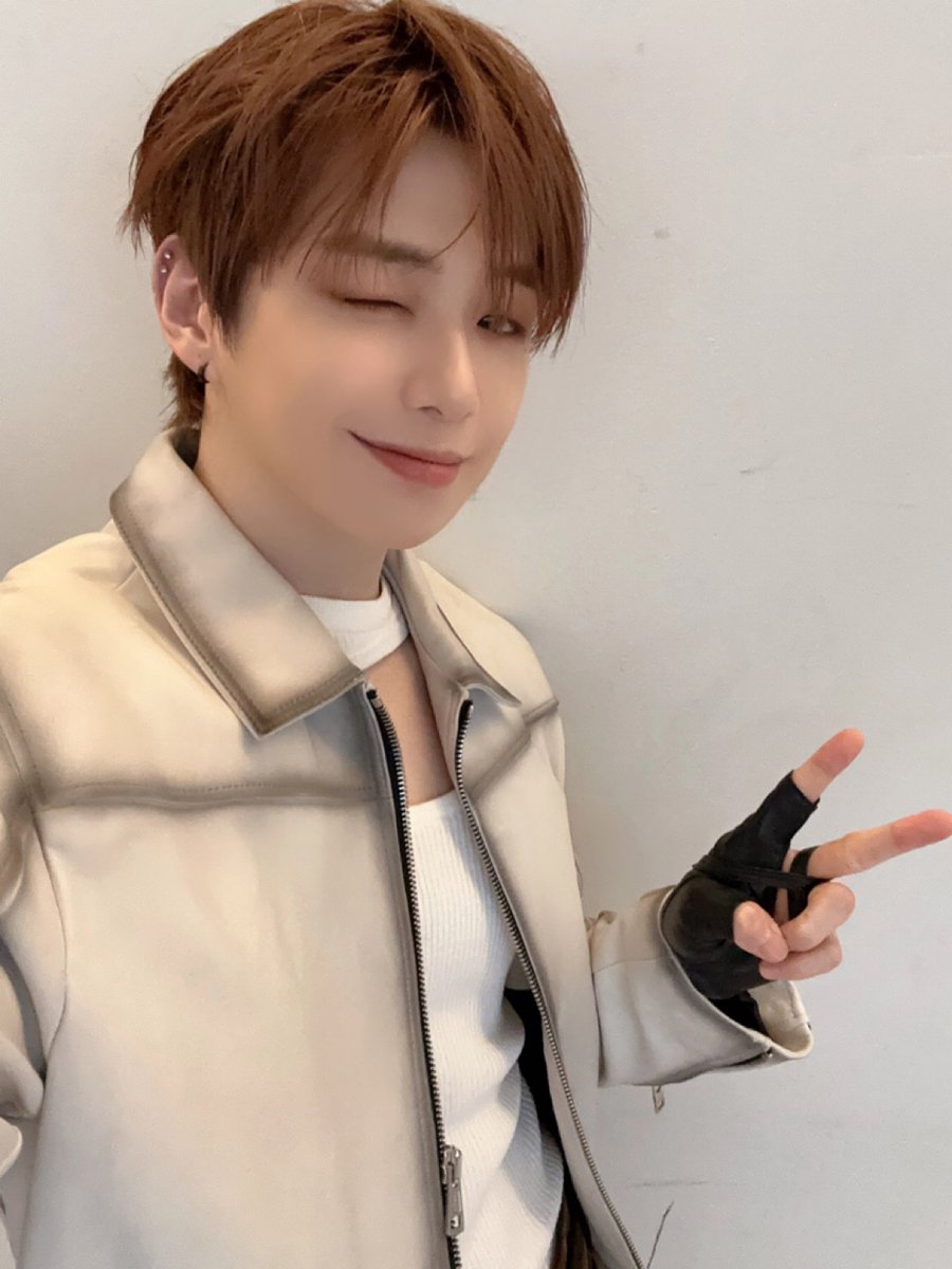 [📢]
잠시 후 4:40PM! JTBC K-909에 강다니엘이 출연합니다.
많은 시청 부탁드립니다💗

#강다니엘 #KANGDANIEL
#REALIEZ #SOS