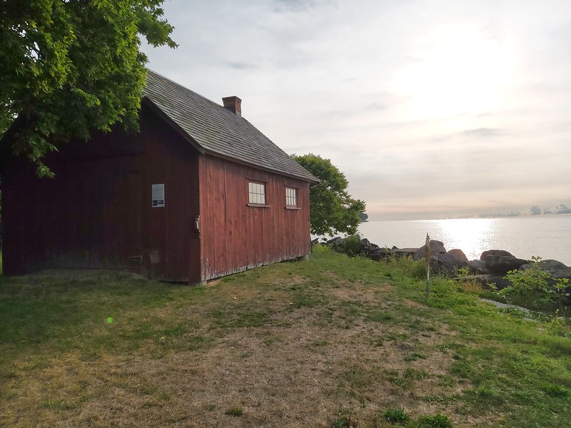 mailchi.mp/2e64c9a2736e/m… Join us for a paint out at John R Park Homestead. Note: Holiday hours in effect so washrooms and offices are closed. Read on for Art show deadline info