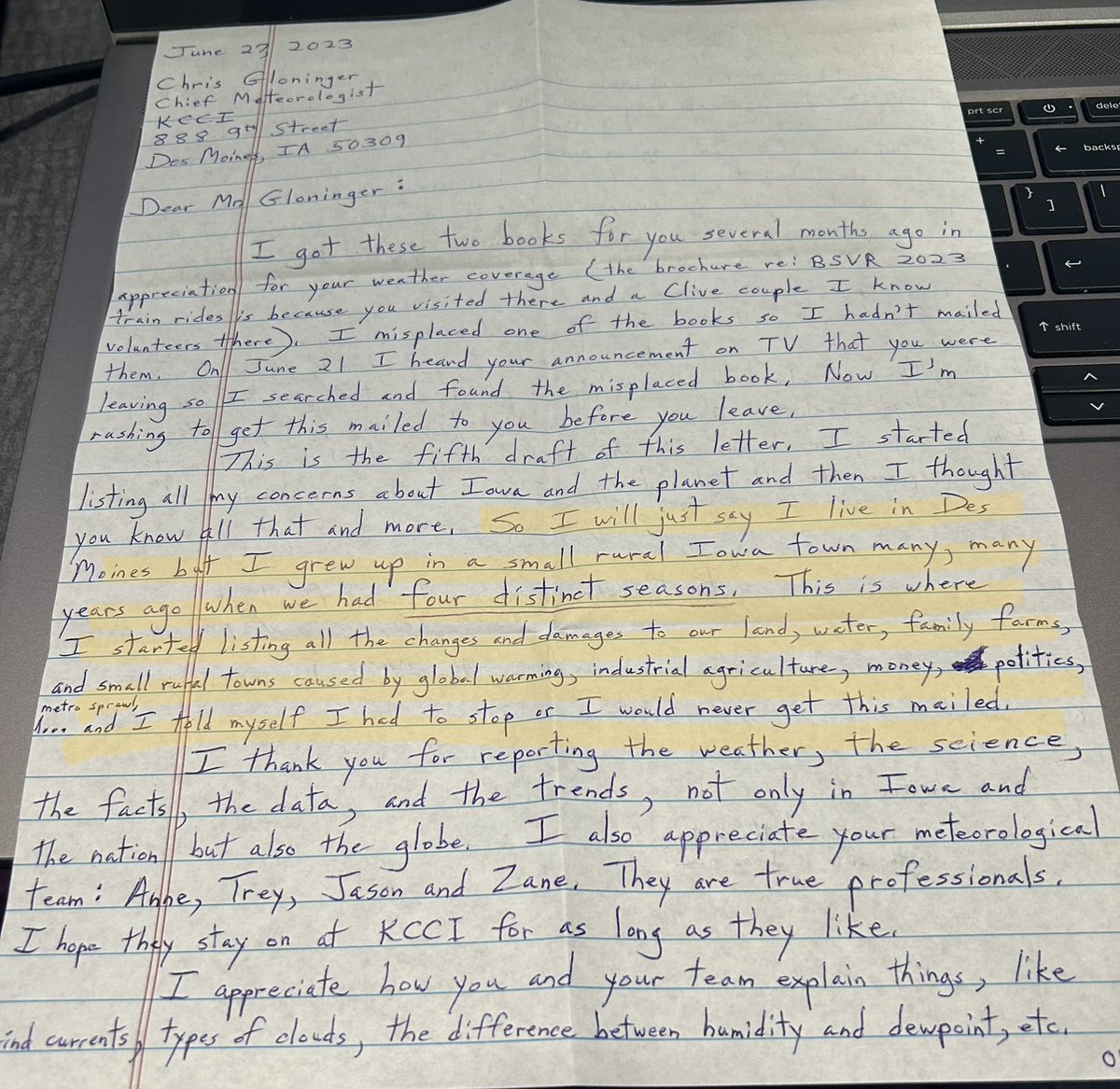 I’m not posting this to show the accolades, I’m showing you this as an example. An example of the HUNDREDS of Iowans that want to learn/hear about the #climatecrisis. The majority know that there is a lot on the line and know #ClimateActionNow is a necessity.