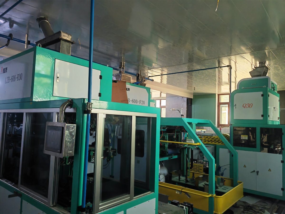 JialongOfficial's tweet image. Customer site, Jialong packing machine install and commission. 
PP woven/ PE bags rice packing machine ZDB-900-Q30,  
Pillow shape vacuum packing PZB-600-F20,
Case packer for pillow shape vacuum packages PZX-1500-E20.

#RicePackingMachine
#RiceBaggingMachine
#RicePackagingMachine