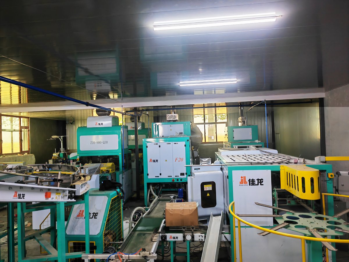 JialongOfficial's tweet image. Customer site, Jialong packing machine install and commission. 
PP woven/ PE bags rice packing machine ZDB-900-Q30,  
Pillow shape vacuum packing PZB-600-F20,
Case packer for pillow shape vacuum packages PZX-1500-E20.

#RicePackingMachine
#RiceBaggingMachine
#RicePackagingMachine