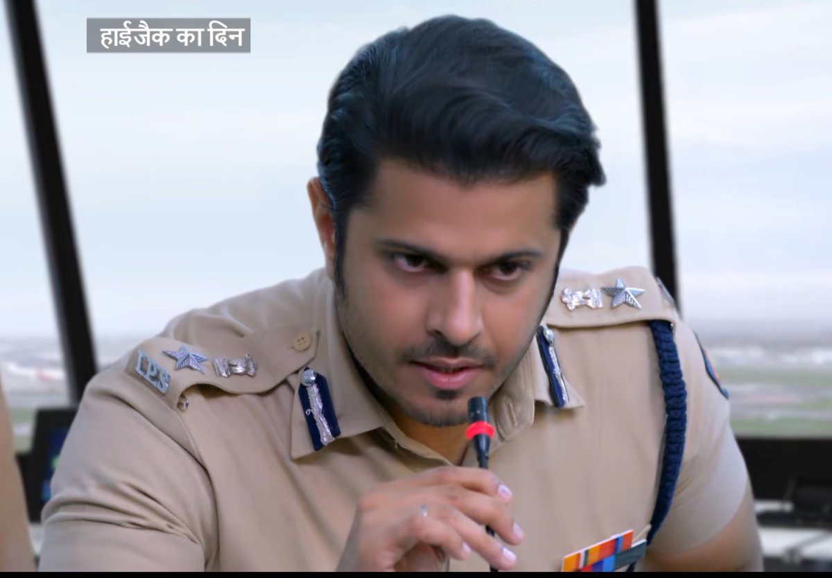 Virat’s family are from Police&army profession.  #NeilBhatt in uniform was my first reason to chose to watch Ghum.Savi wanted to continue the legacy but now she is aiming for IAS! Why this change Overnight?Foolish makers lost the only connect they could have cashed on. 
#SaiRat