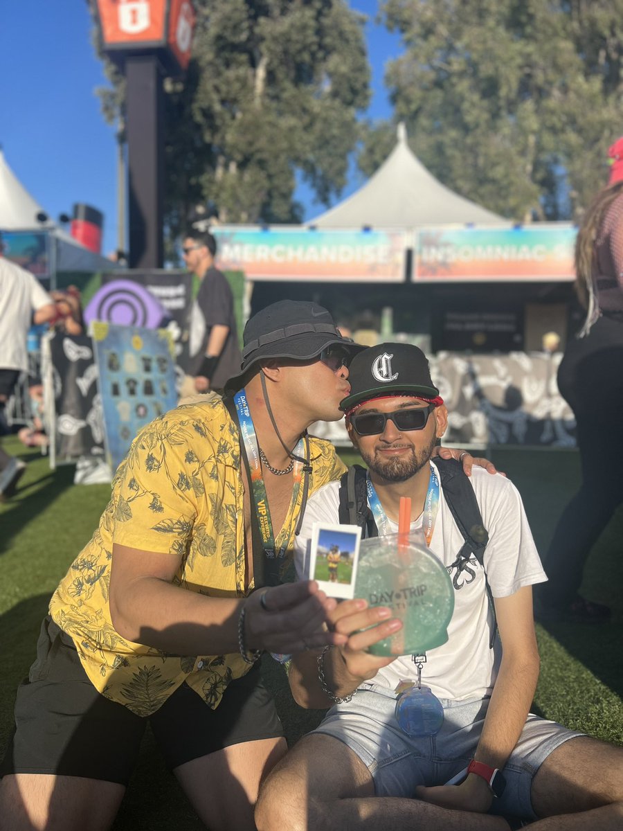 buhbrian12's tweet image. Day Tripping with my person #putaria #malditos #clamdownjenna